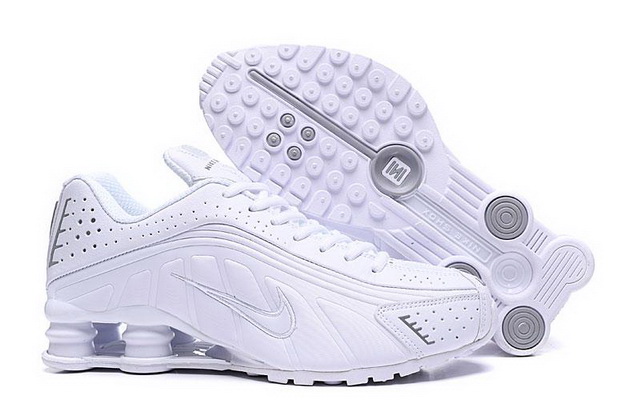 Nike Shox R4 02